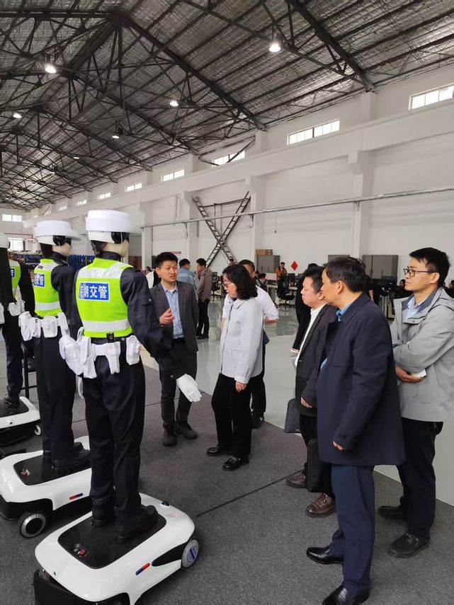 人工智能学院赴墨甲机器人公司开...